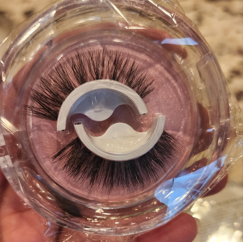 Glueless Thick False Eyelashes